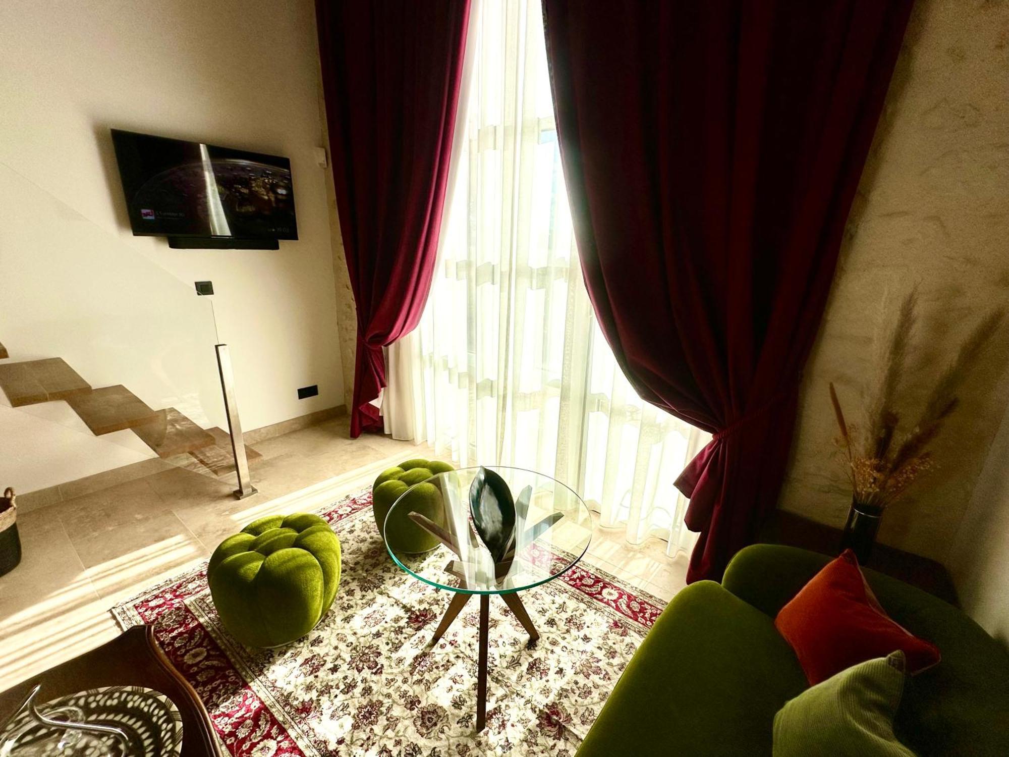 Chateau De Lafont Suites Saint-Vivien  Extérieur photo